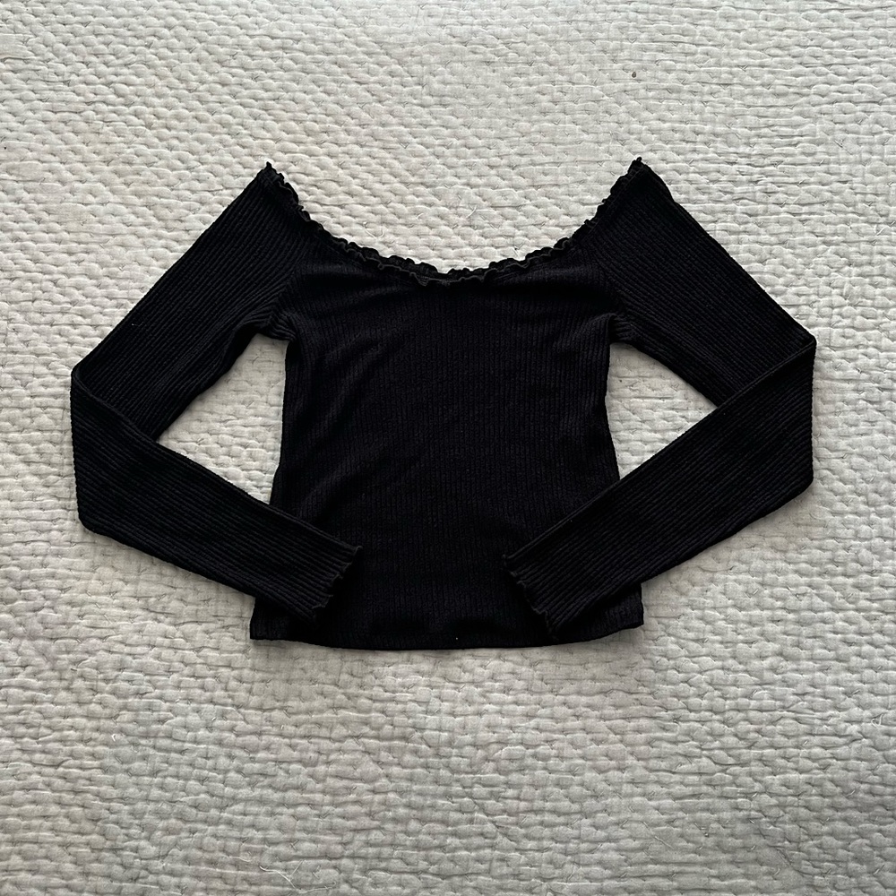 Abercrombie & Fitch Off the Shoulder Top